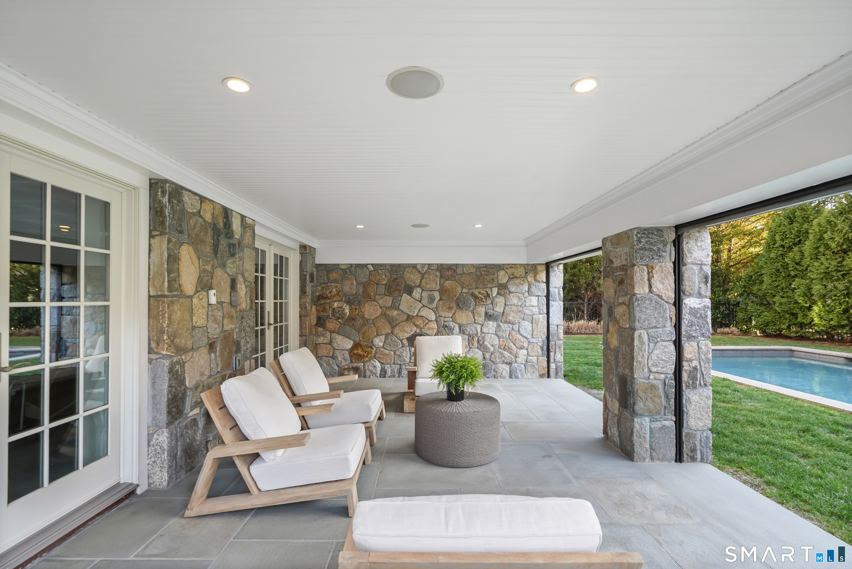 7 Grimes Road Greenwich, CT 06870 - Photo 18 of 26