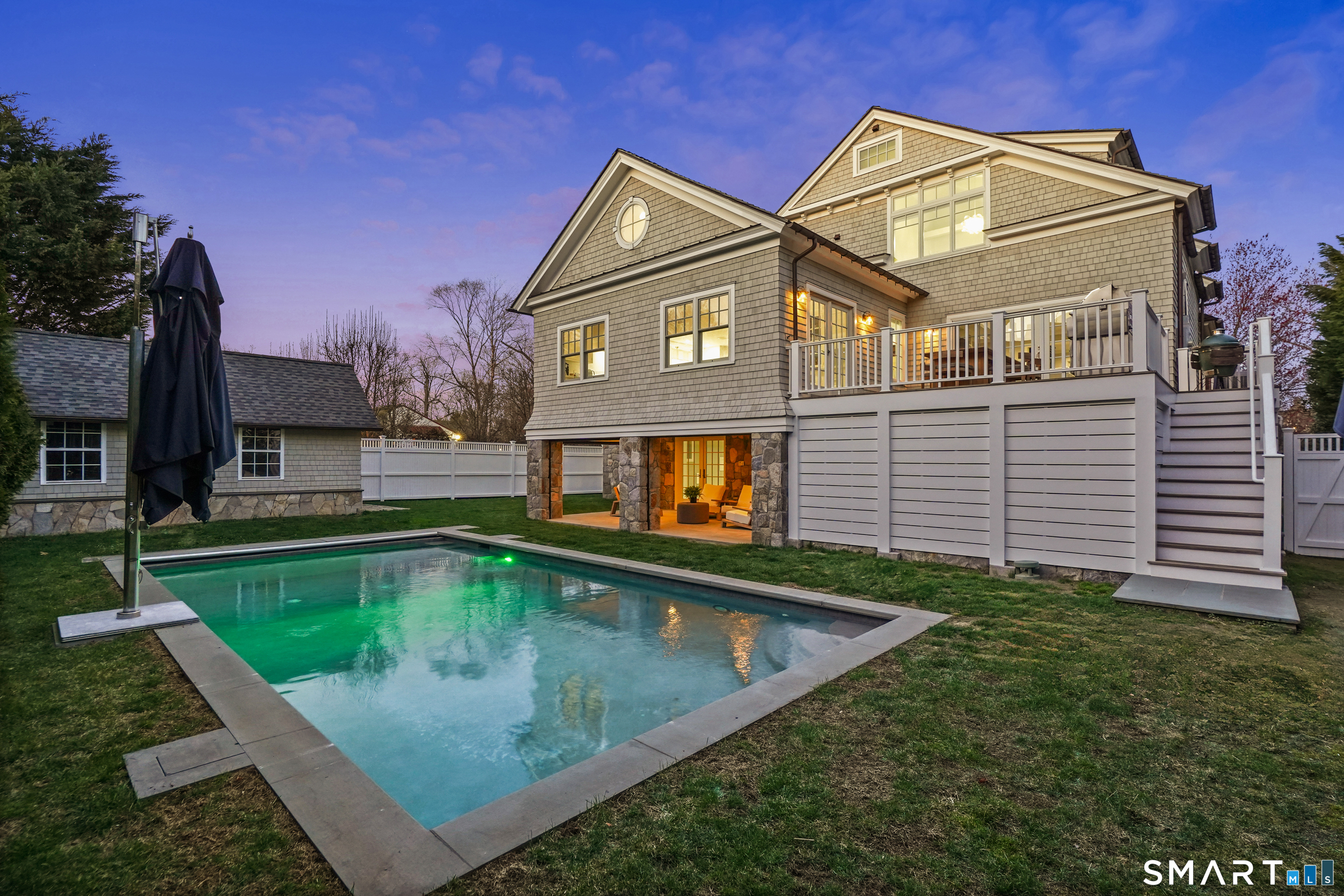 7 Grimes Road Greenwich, CT 06870 - Photo 2 of 26