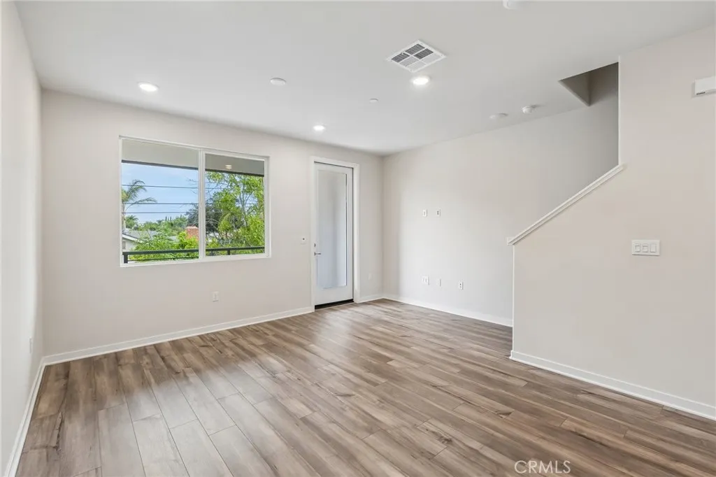 9549 Hannah Way Riverside, CA 92504 - Photo 17 of 35 Gallery Image 17