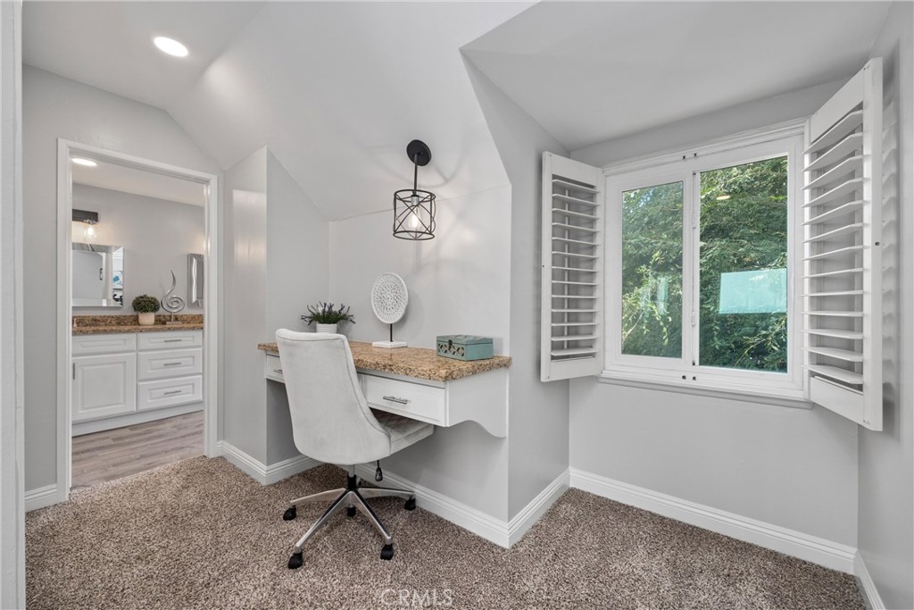 2810 East Echo Hill Way Orange, CA 92867 - Photo 32 of 49 a workspace with furniture and windows