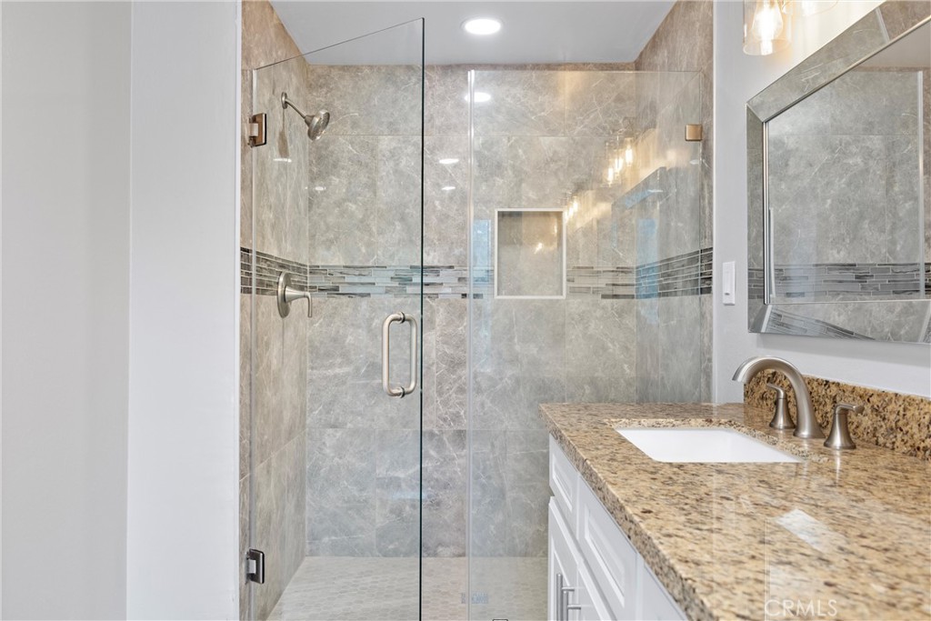 2810 East Echo Hill Way Orange, CA 92867 - Photo 33 of 49 Brand New Primary Bathroom