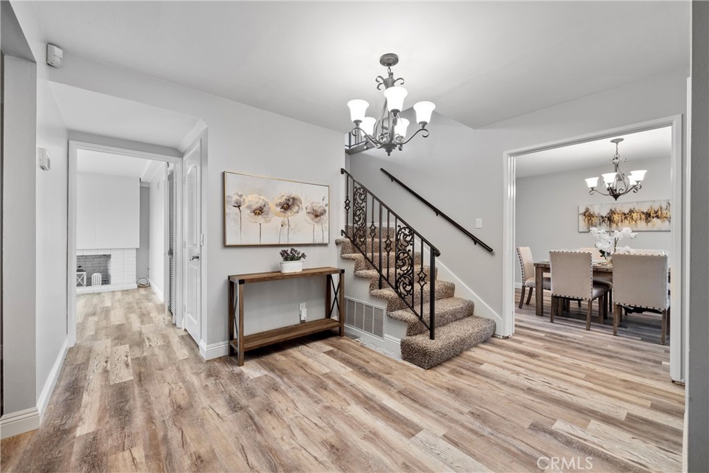 2810 East Echo Hill Way Orange, CA 92867 - Photo 5 of 49 entrance