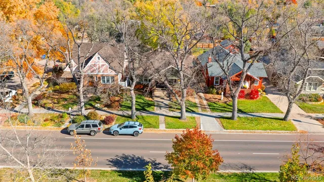 a view of an outdoor space with lots of trees