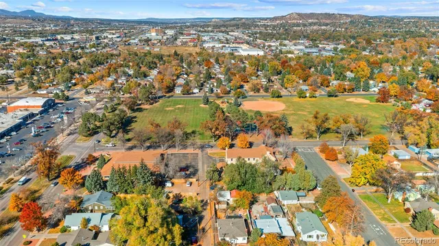 a picture of a floor plan