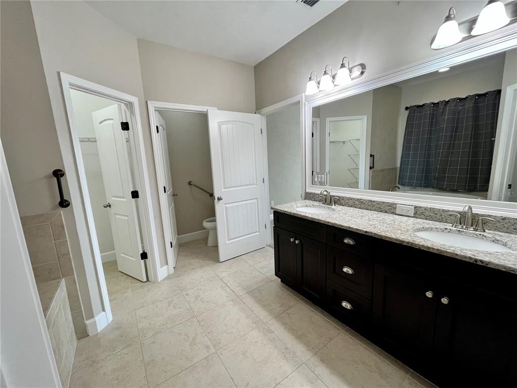 19033 Northwest 166th Avenue High Springs, FL 32643 - Photo 11 of 23