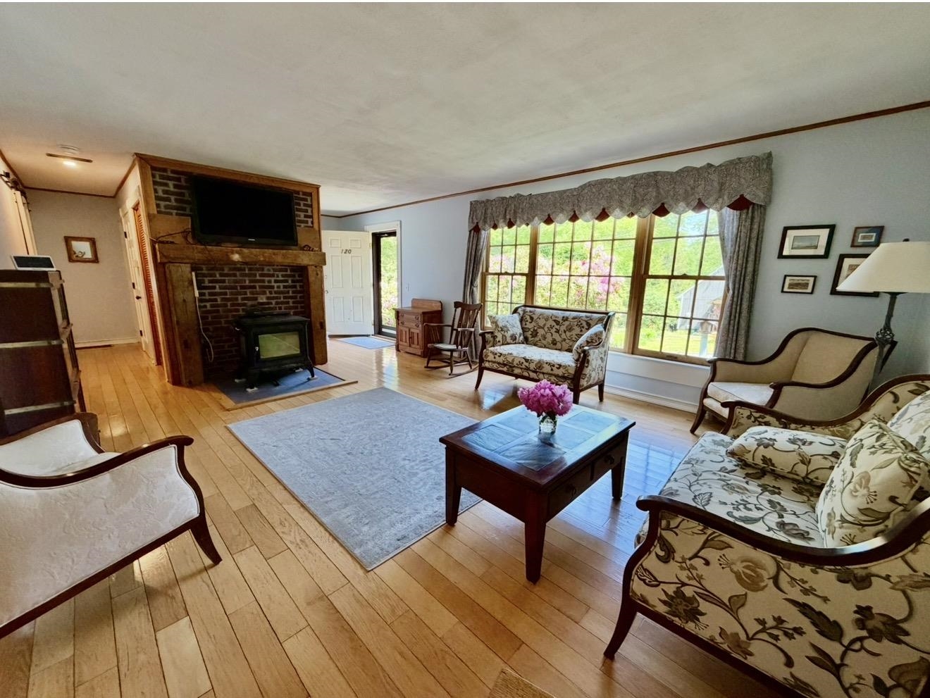 120 Carriage Hill Road Brattleboro, VT 05301 - Photo 17 of 37