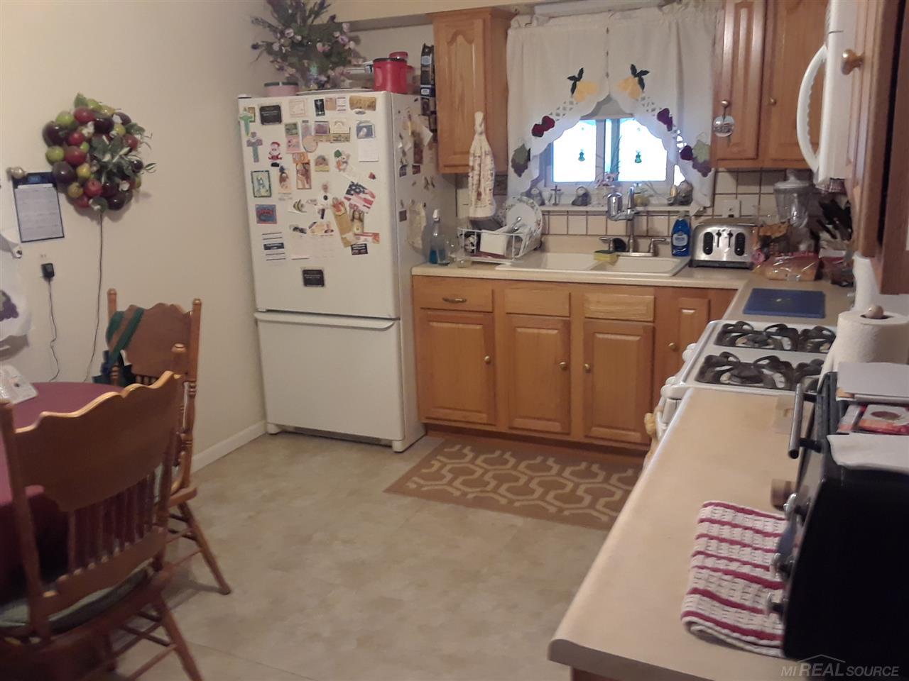 32544 Bunert Road Warren, MI 48088 - Photo 12 of 25