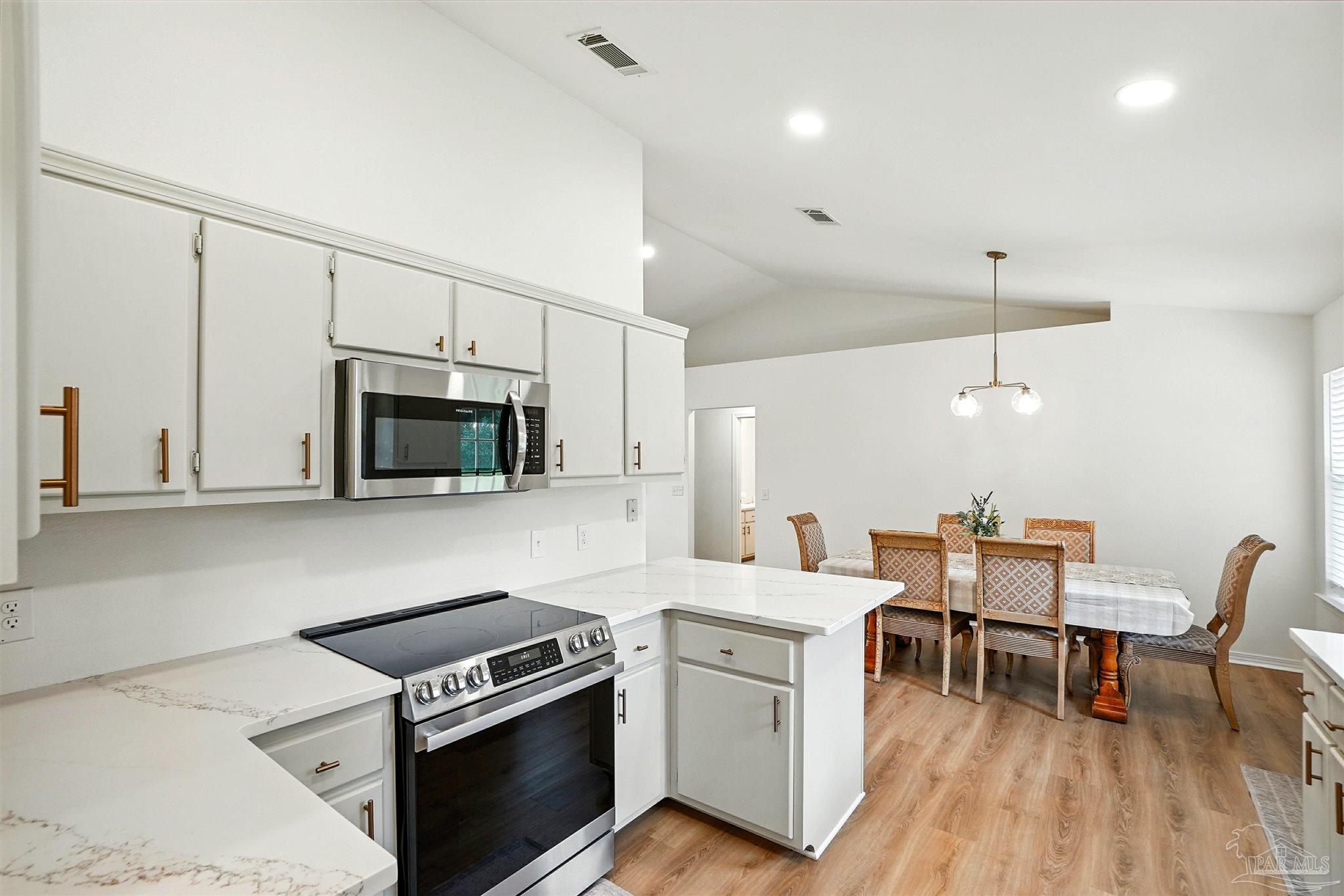5457 Windham Road Milton, FL 32570 - Photo 11 of 35