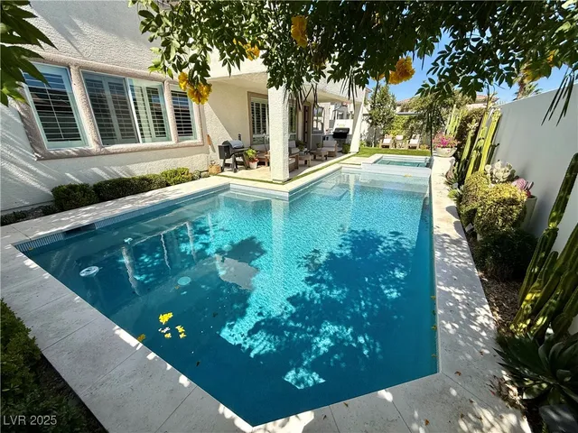 $6,600 | 384 Rancho Rosario Court, Las Vegas, NV 89138