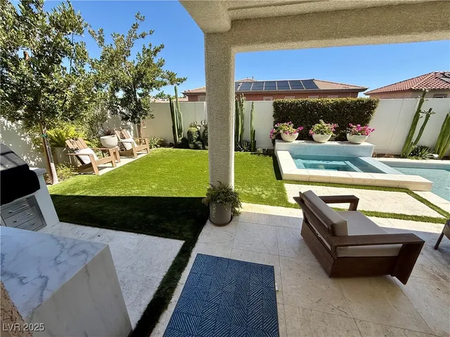 $6,600 | 384 Rancho Rosario Court, Las Vegas, NV 89138