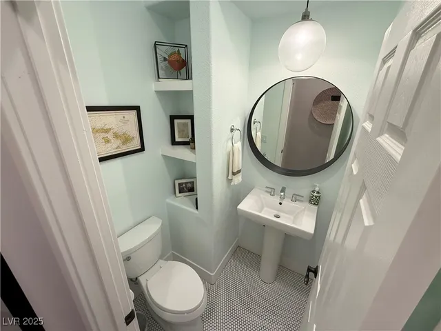 $6,600 | 384 Rancho Rosario Court, Las Vegas, NV 89138