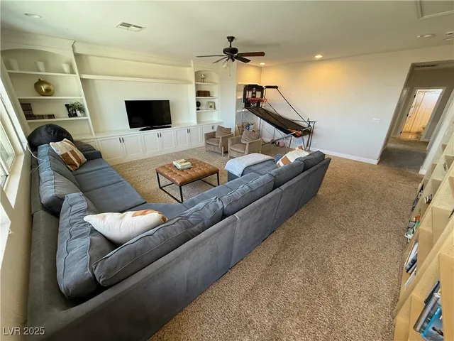 $6,100 | 384 Rancho Rosario Court, Las Vegas, NV 89138