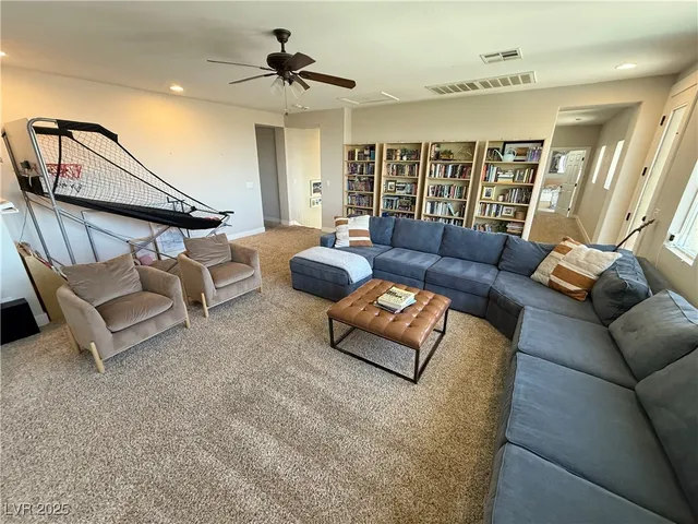 $6,600 | 384 Rancho Rosario Court, Las Vegas, NV 89138