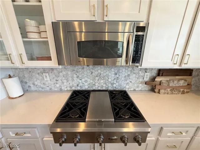 $6,600 | 384 Rancho Rosario Court, Las Vegas, NV 89138