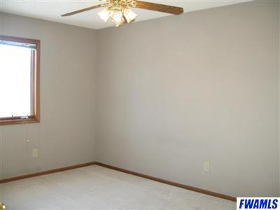 1227 Holly Ridge Run Fort Wayne, IN 46845 - Photo 8 of 14 Gallery Image 8
