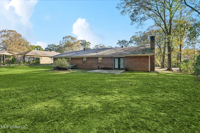 $144,900 | 427 Lakeview Avenue, McComb, MS 39648