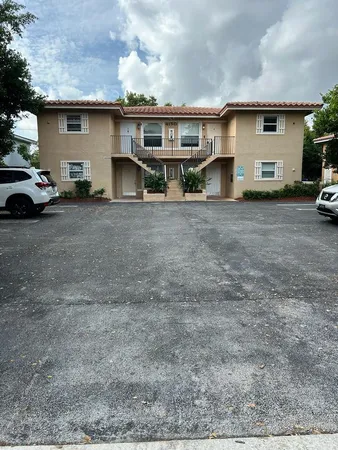 $2,900 | 4150 Woodside Drive, Unit 3, Coral Springs, FL 33065