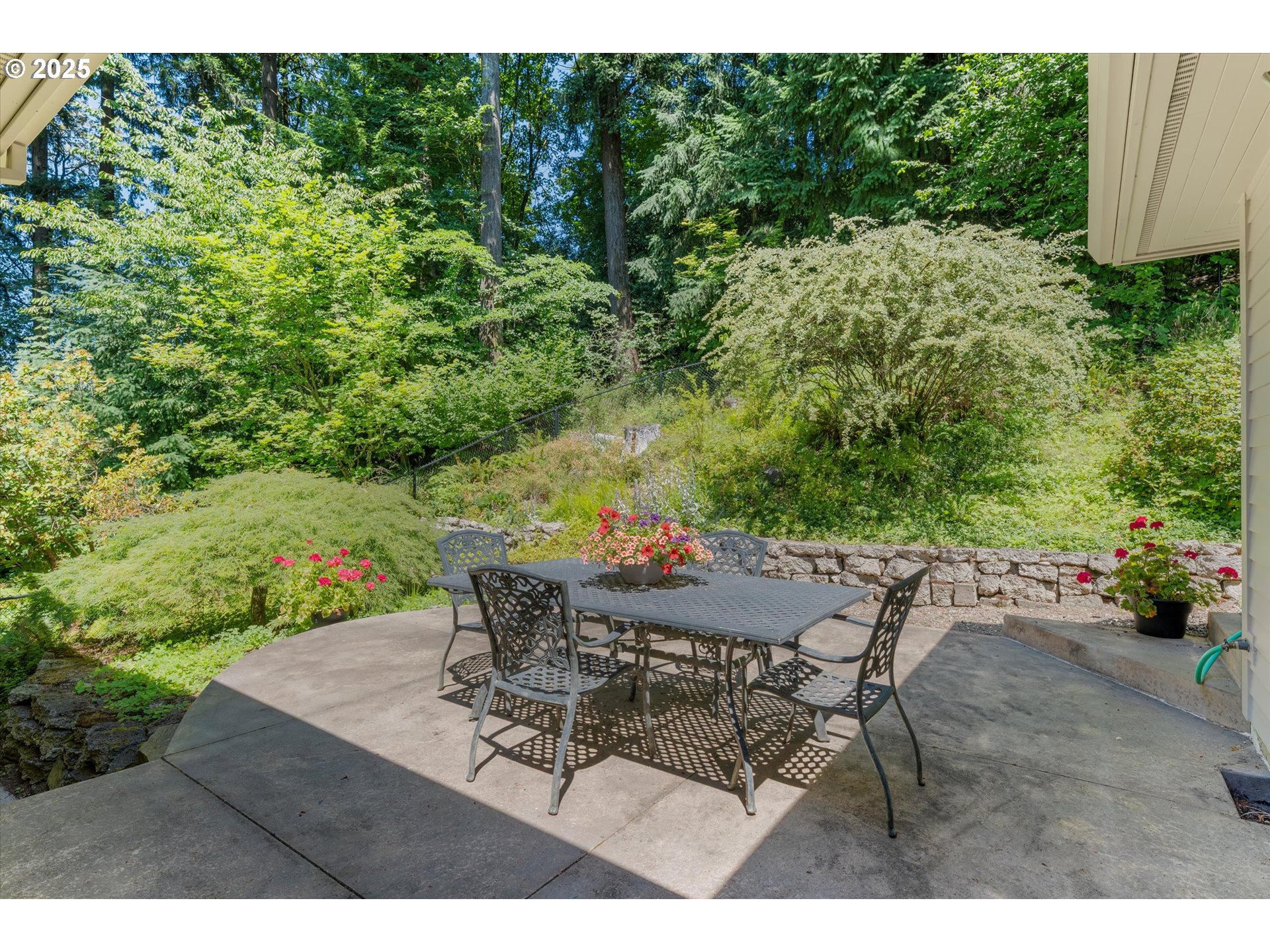 655 Southwest 83rd Avenue Portland, OR 97225 - Photo 27 of 30 Backyard