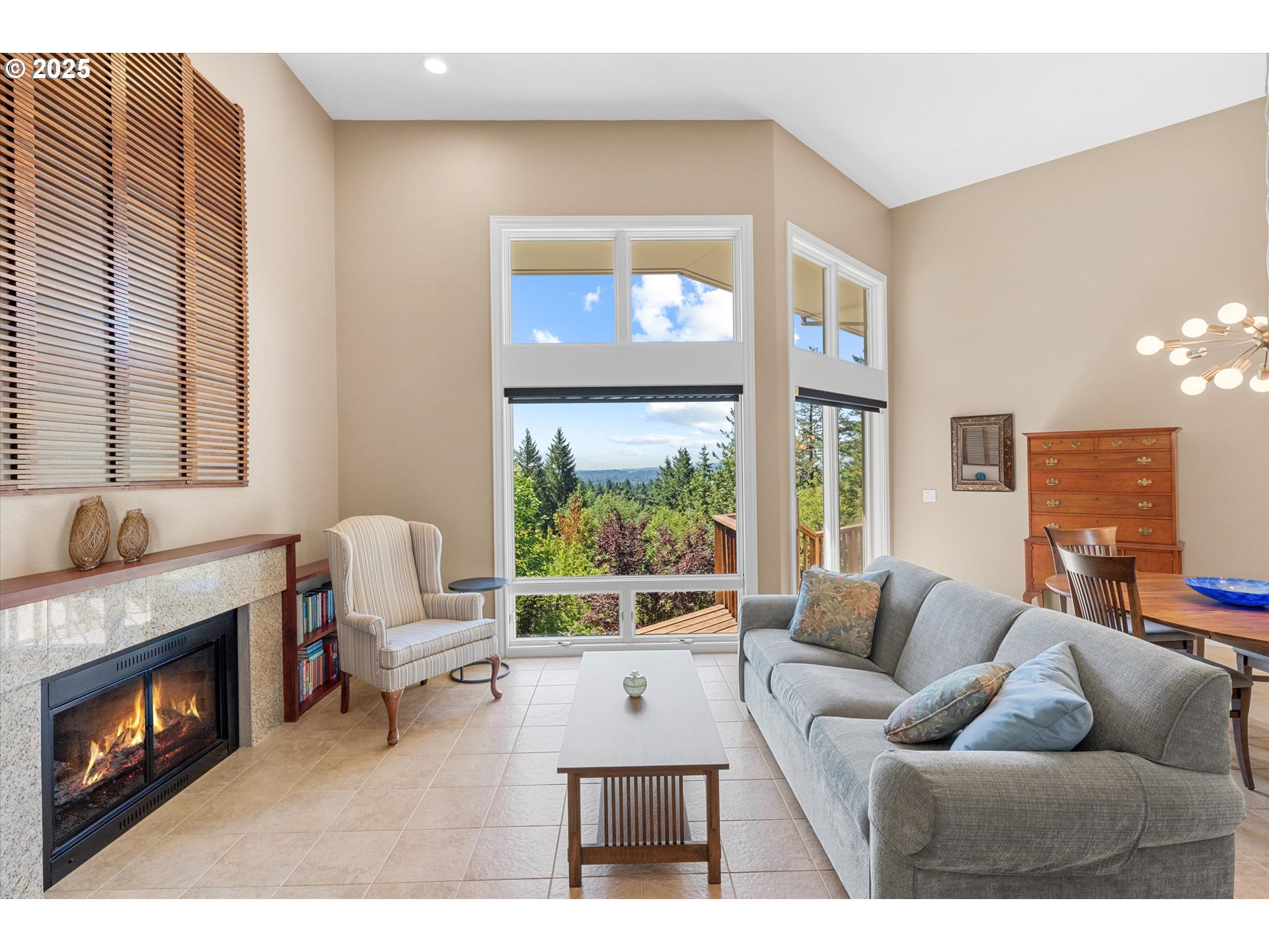 655 Southwest 83rd Avenue Portland, OR 97225 - Photo 3 of 30 Gallery Image 3