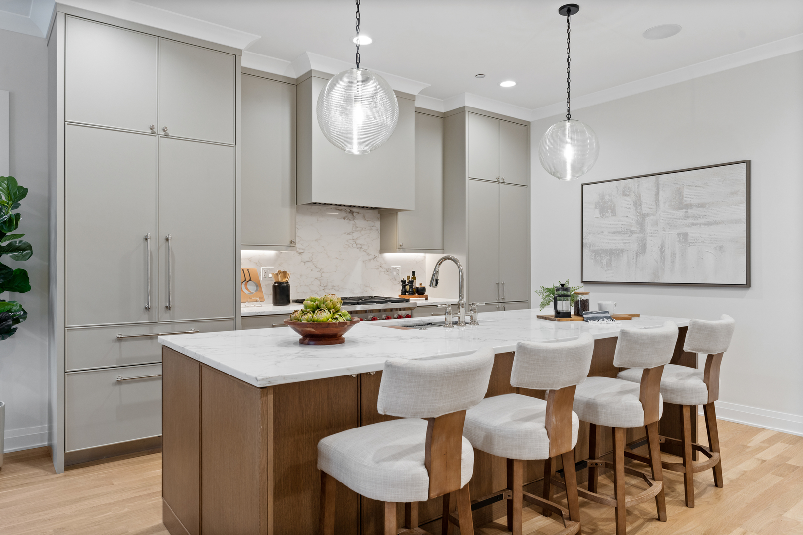 3036 North Sheffield Avenue, Unit 3 Chicago, IL 60657 - Photo 2 of 35