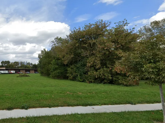a view of a grassy field