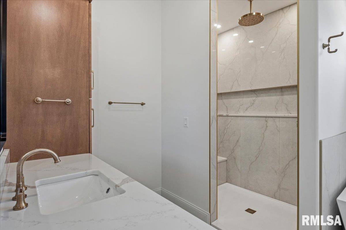 4712 Berkshire Crossing Springfield, IL 62711 - Photo 27 of 59