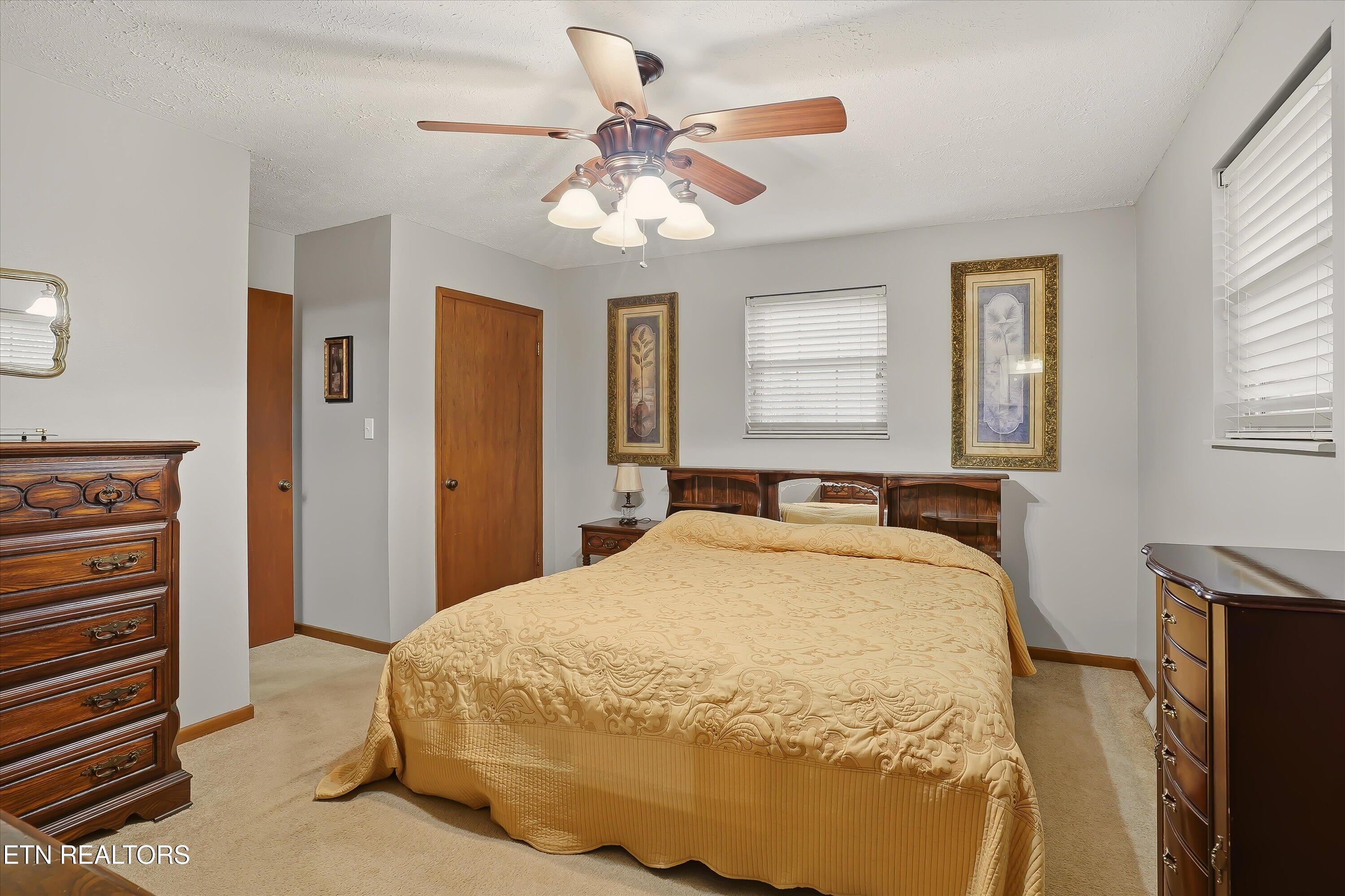 1001 Hitch Road Maryville, TN 37804 - Photo 17 of 30 Master Suite