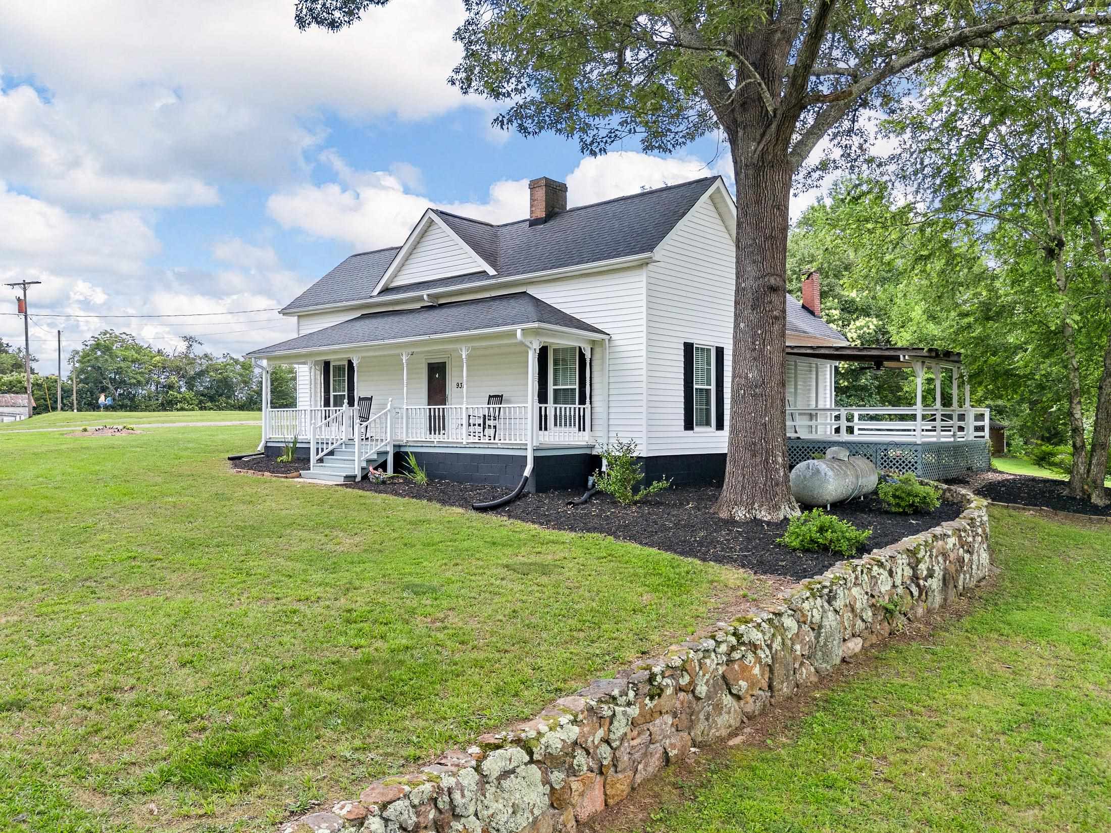 931 Gramling School Road Inman, SC 29349 - Photo 4 of 38