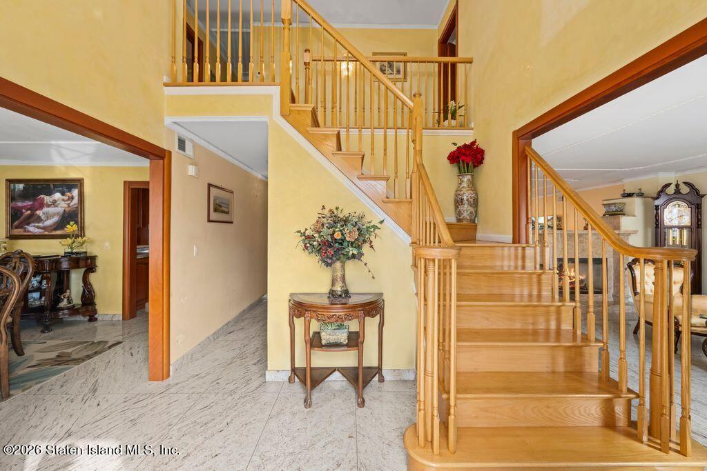 5 Rigimar Court Staten Island, NY 10309 - Photo 4 of 37 a view of entryway and hall with wooden floor