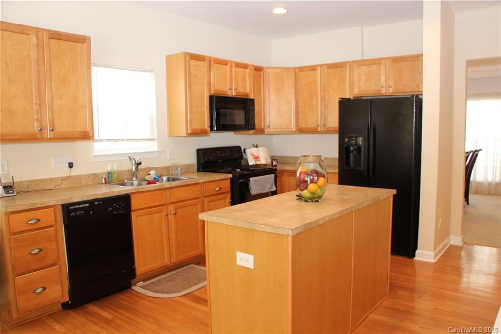 2014 Pin Hook Road Charlotte, NC 28215 - Photo 14 of 24 Gallery Image 14