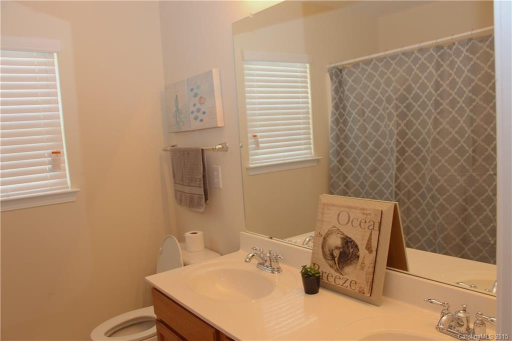 2014 Pin Hook Road Charlotte, NC 28215 - Photo 22 of 24 Gallery Image 22