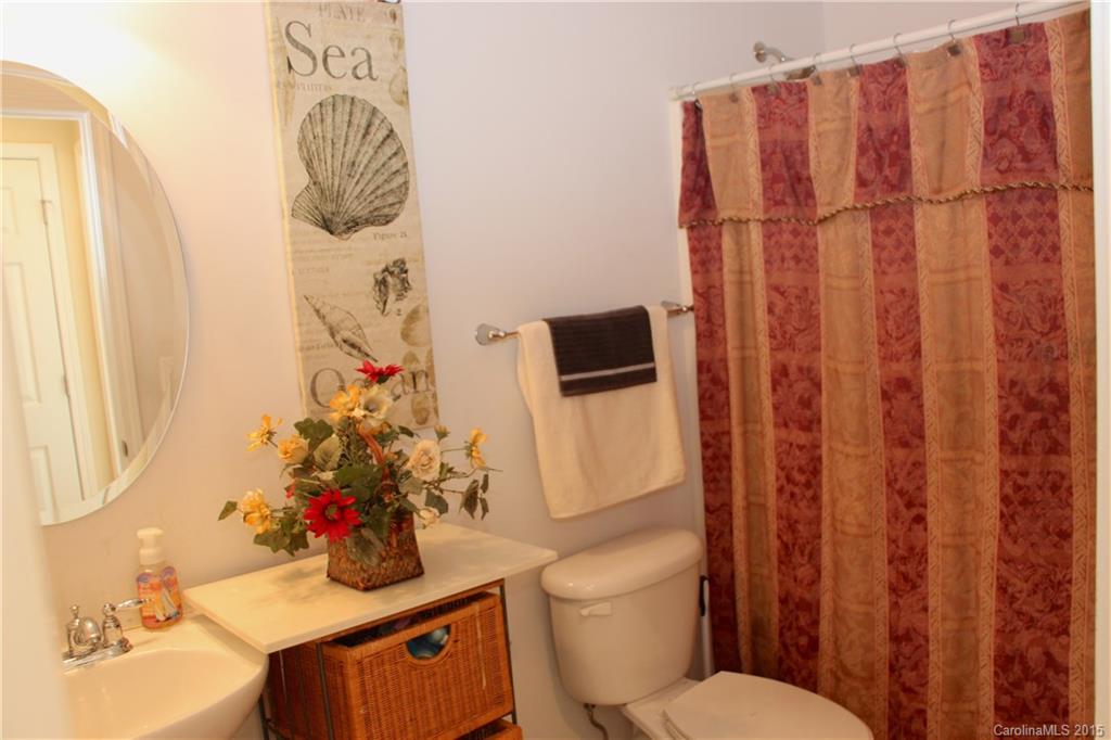 2014 Pin Hook Road Charlotte, NC 28215 - Photo 10 of 24 Gallery Image 10