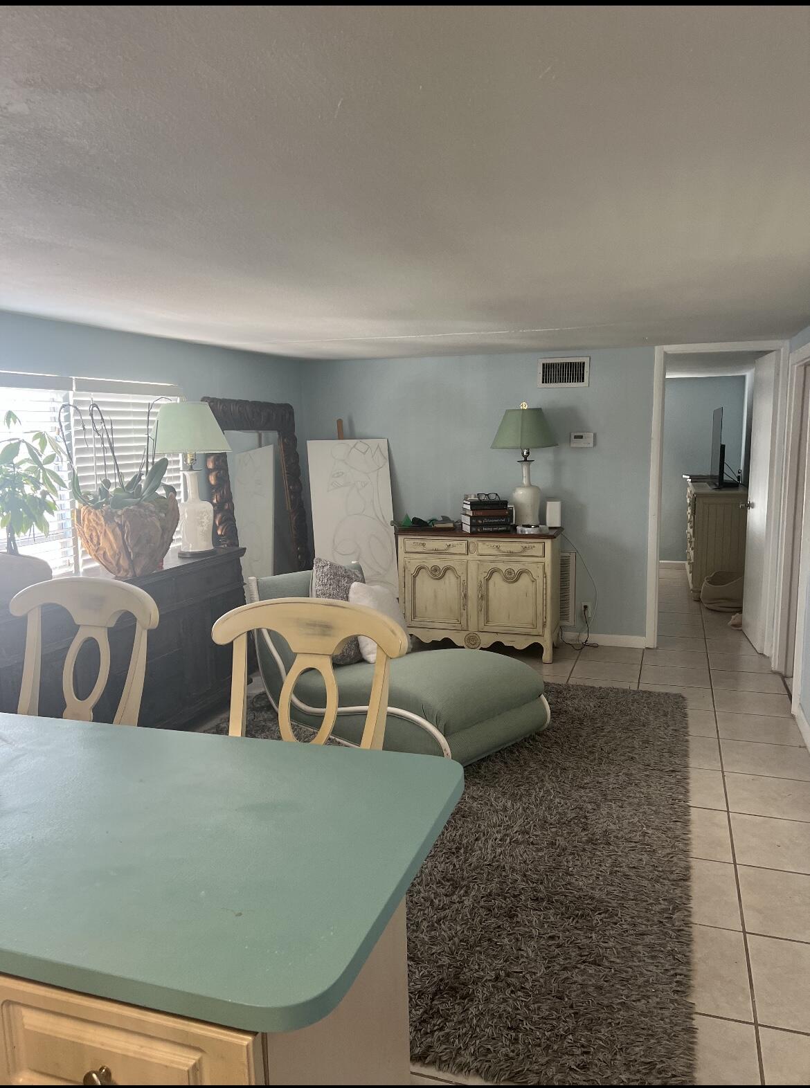 343 Vaca Road Key Largo, FL 33037 - Photo 12 of 22 Living Room