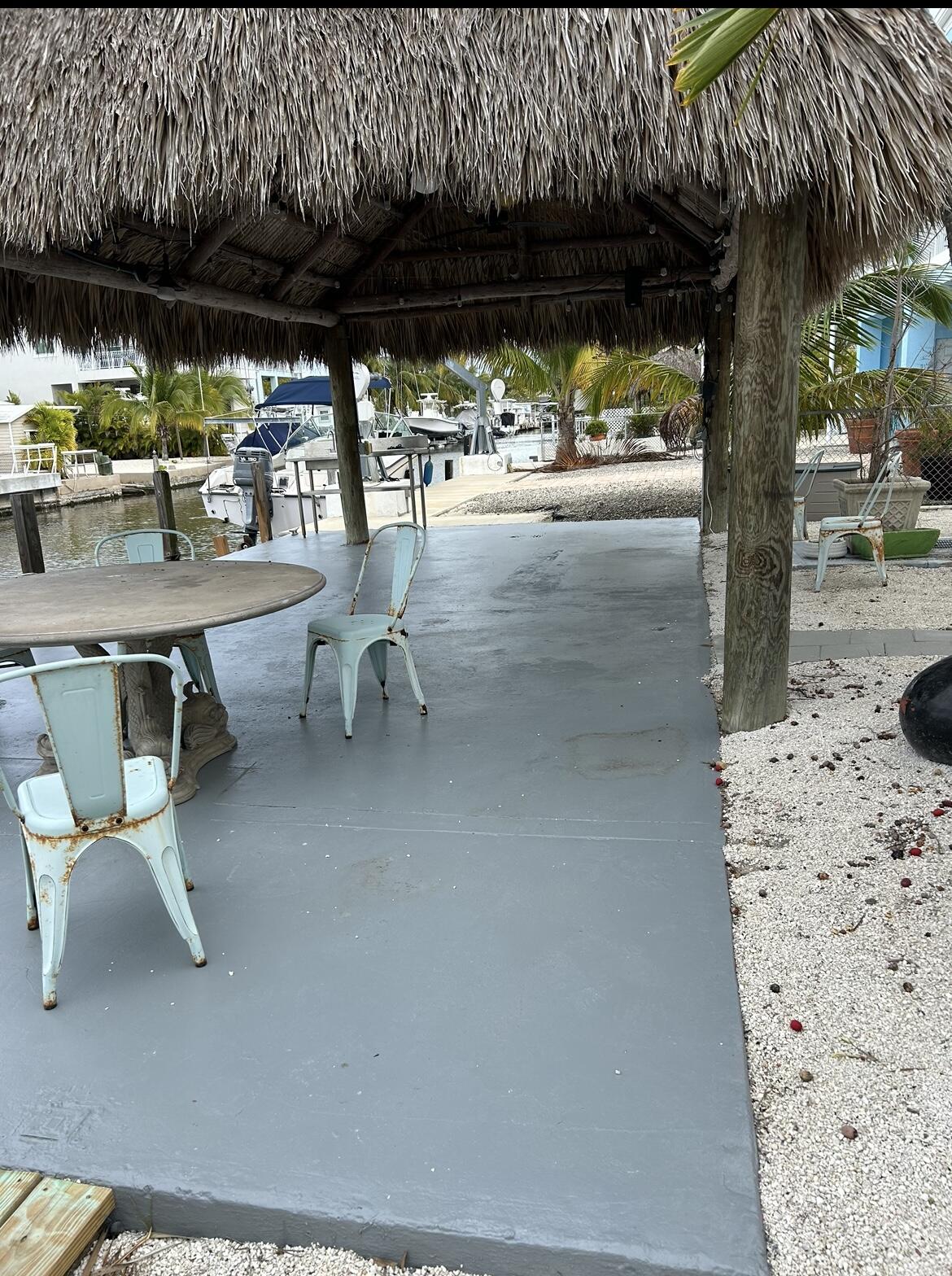 343 Vaca Road Key Largo, FL 33037 - Photo 19 of 22 Tiki Hut