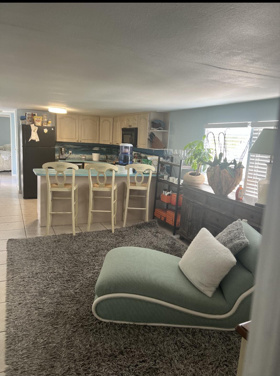 343 Vaca Road Key Largo, FL 33037 - Photo 10 of 22 Interior Living Area