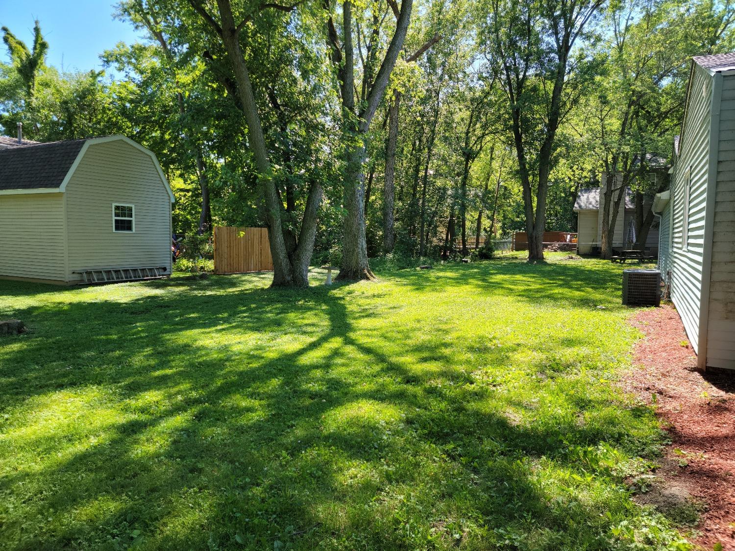 1304 Robin Road Valparaiso, IN 46383 - Photo 7 of 30 1500x1125