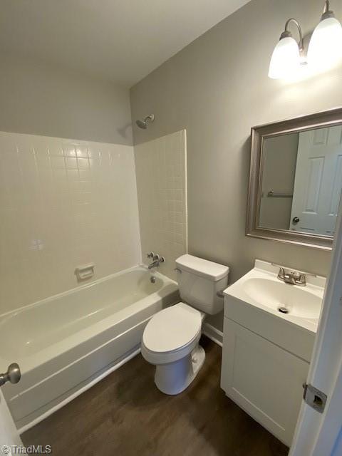 3432 Wichita Place, Unit F Greensboro, NC 27405 - Photo 12 of 19