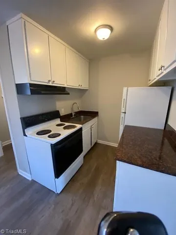 $950 | 3432 Wichita Place, Unit F, Greensboro, NC 27405