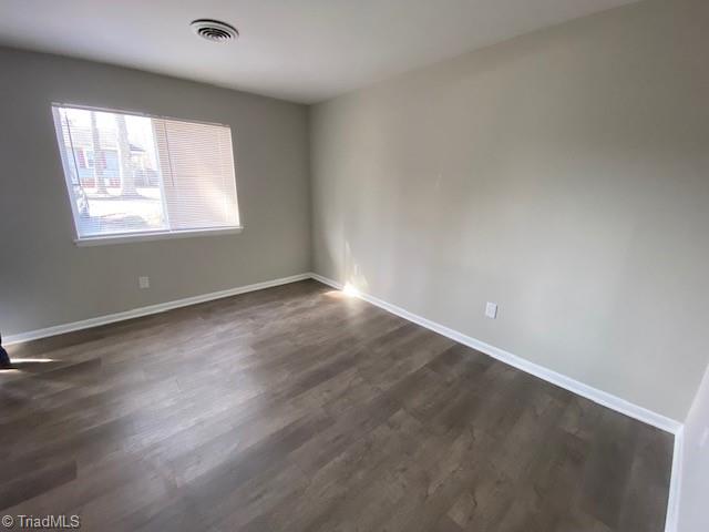 3432 Wichita Place, Unit F Greensboro, NC 27405 - Photo 10 of 19