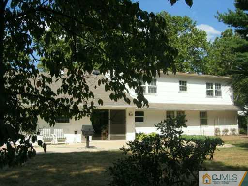 7 Evergreen Road Somerset, NJ 08873 - Photo 7 of 8