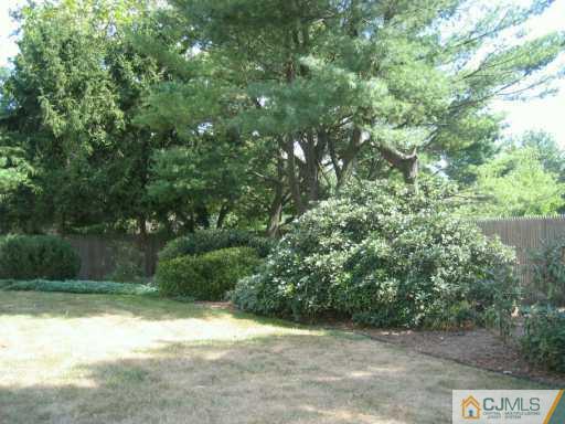 7 Evergreen Road Somerset, NJ 08873 - Photo 8 of 8