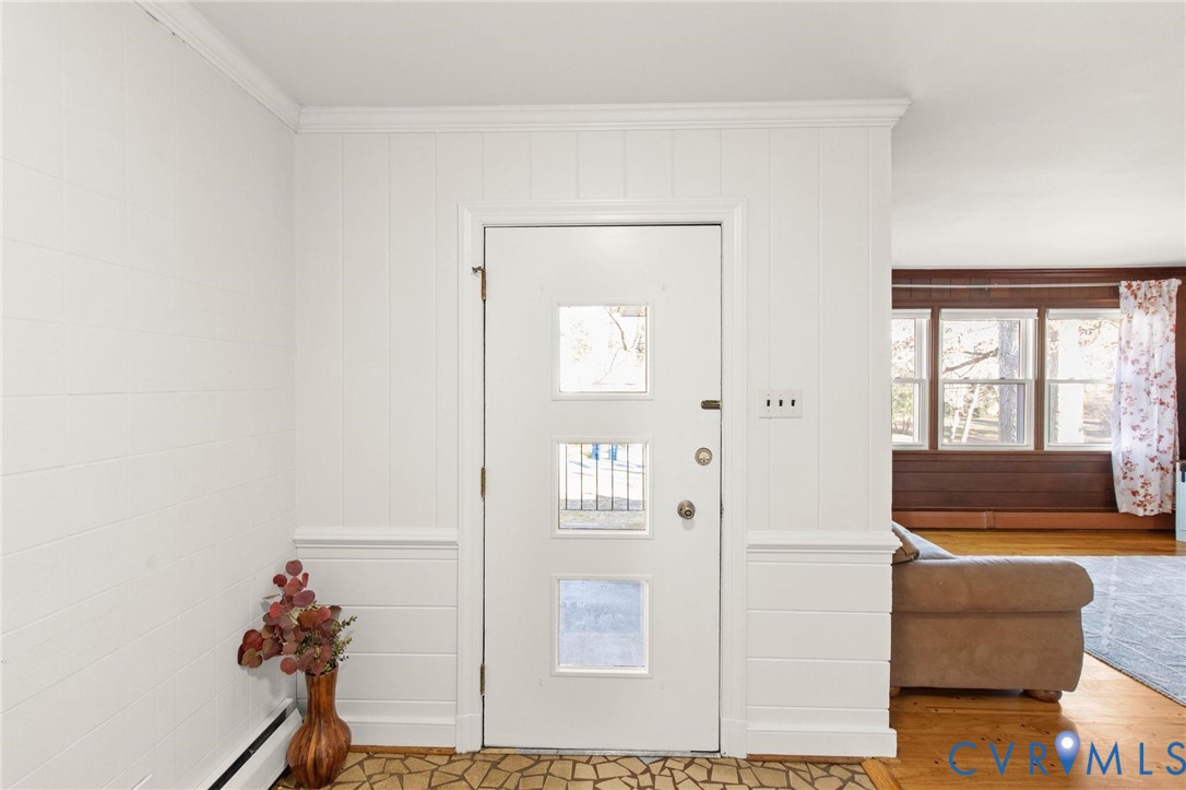 12324 Windsor Road Chester, VA 23831 - Photo 8 of 48