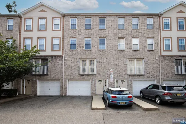 $499,000 | 15 Zabriskie Street, Unit 1505, Hackensack, NJ 07601