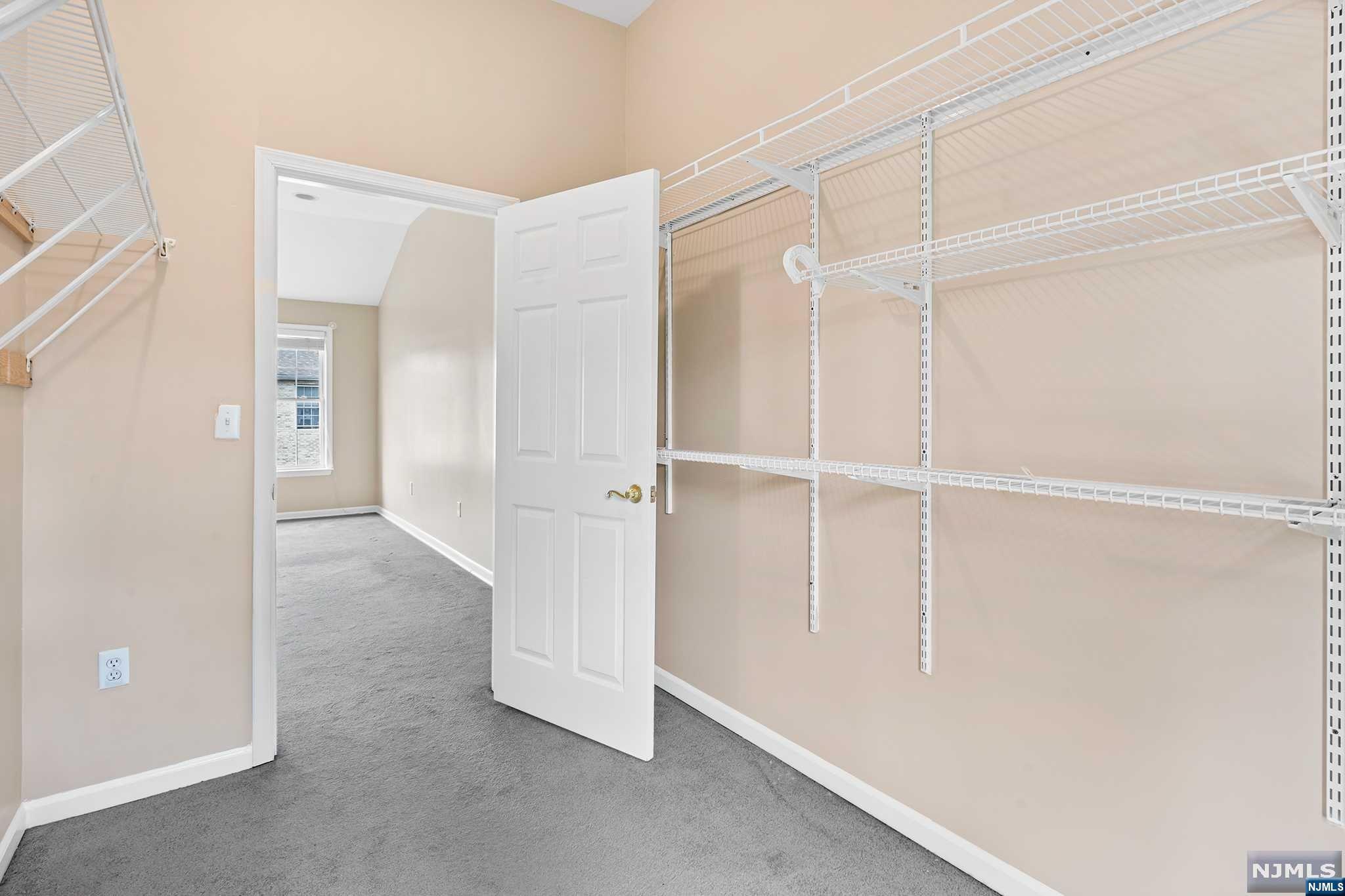 15 Zabriskie Street, Unit 1505 Hackensack, NJ 07601 - Photo 21 of 24