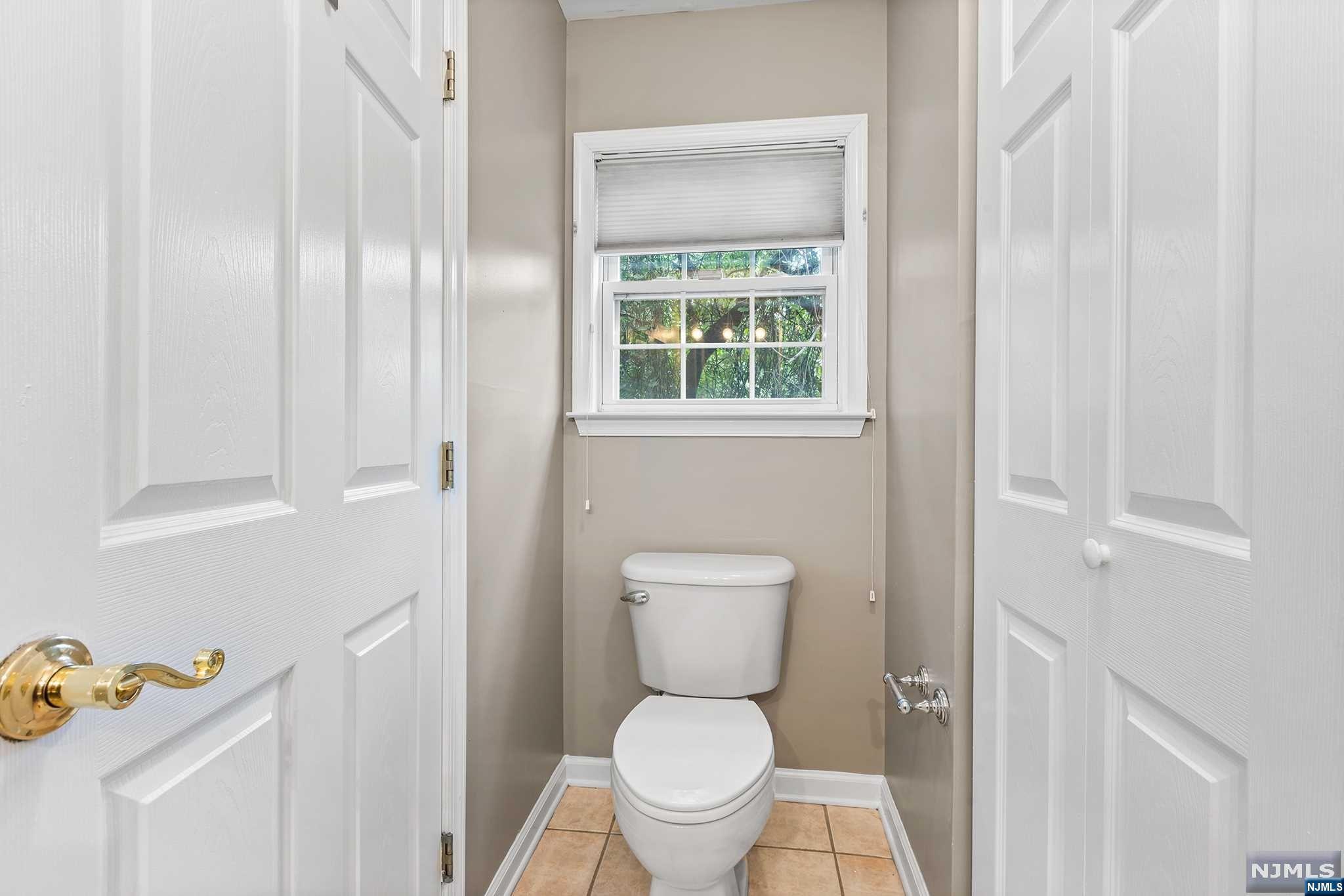 15 Zabriskie Street, Unit 1505 Hackensack, NJ 07601 - Photo 10 of 24