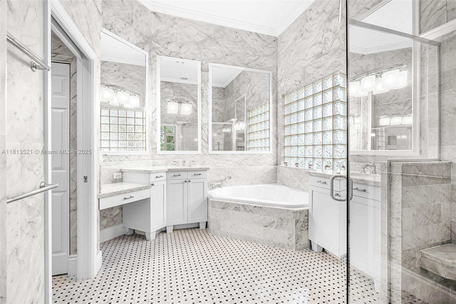 1326 Ginger Circle Weston, FL 33326 - Photo 32 of 59