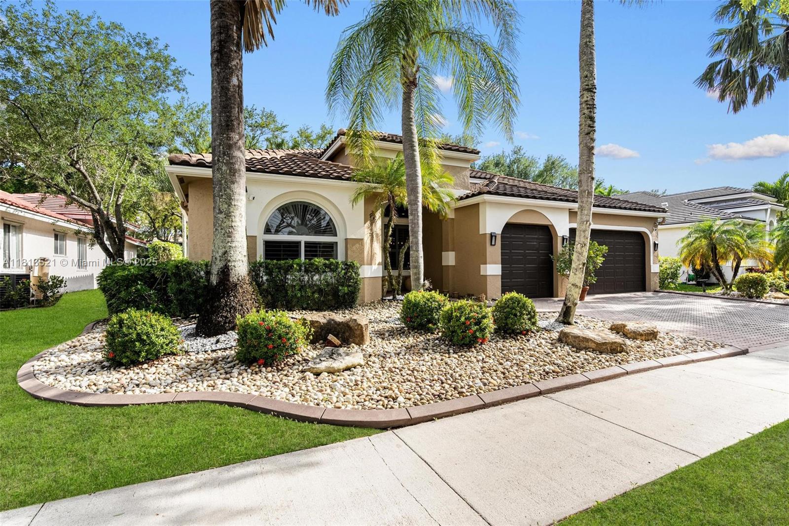 1326 Ginger Circle Weston, FL 33326 - Photo 8 of 59