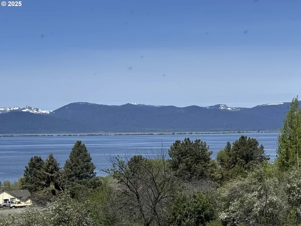 $58,000 | Oregon Shores Drive, Unit 18, Chiloquin, OR 97624