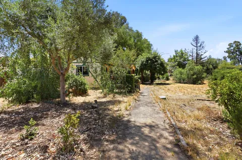 $999,000 | 130 Sunrise Drive, Hollister, CA 95023
