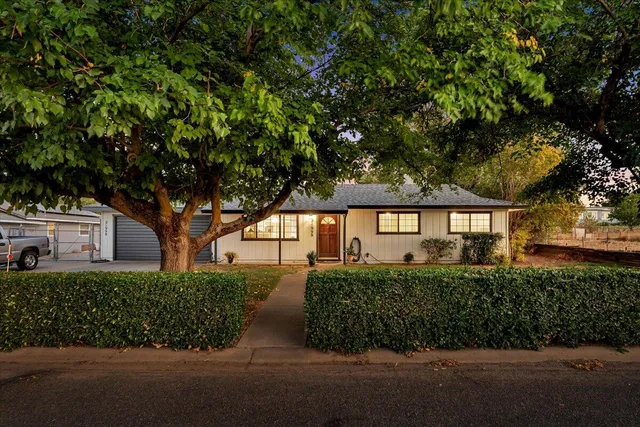 $355,000 | 21999 Riverside Avenue, Red Bluff, CA 96080